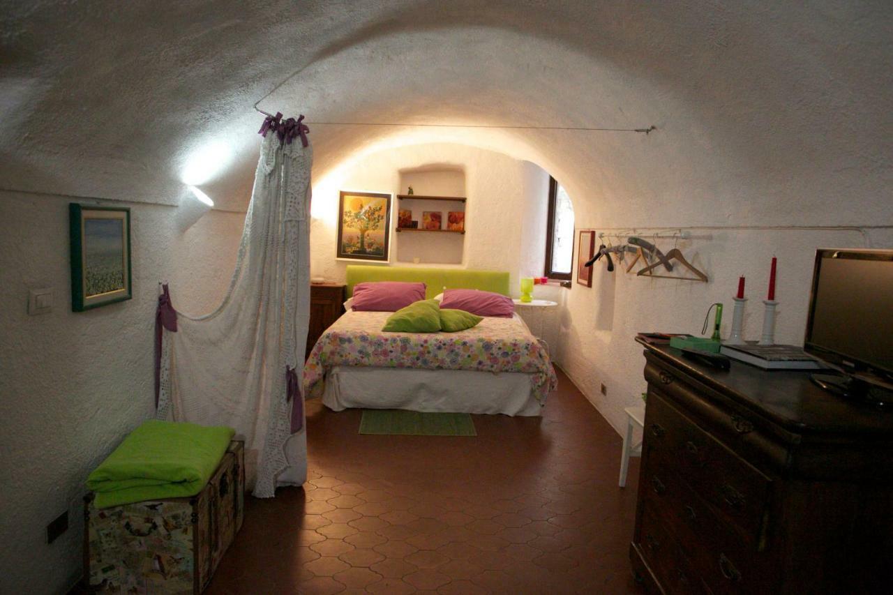 Appartamento Le Violette Дольчеаккуа Экстерьер фото